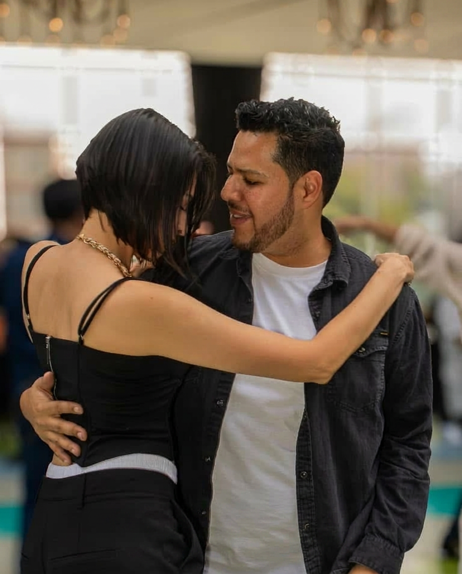 Práctica de Salsa en la comunidad Baila Club